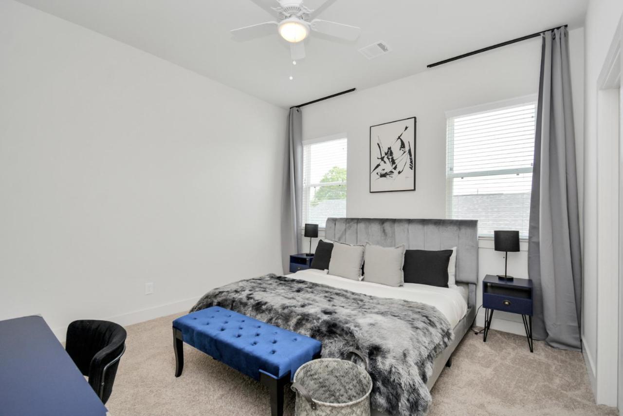 Casa Azure - New Modern 3 Bedroom Med Center, Nrg, Uh ヒューストン エクステリア 写真