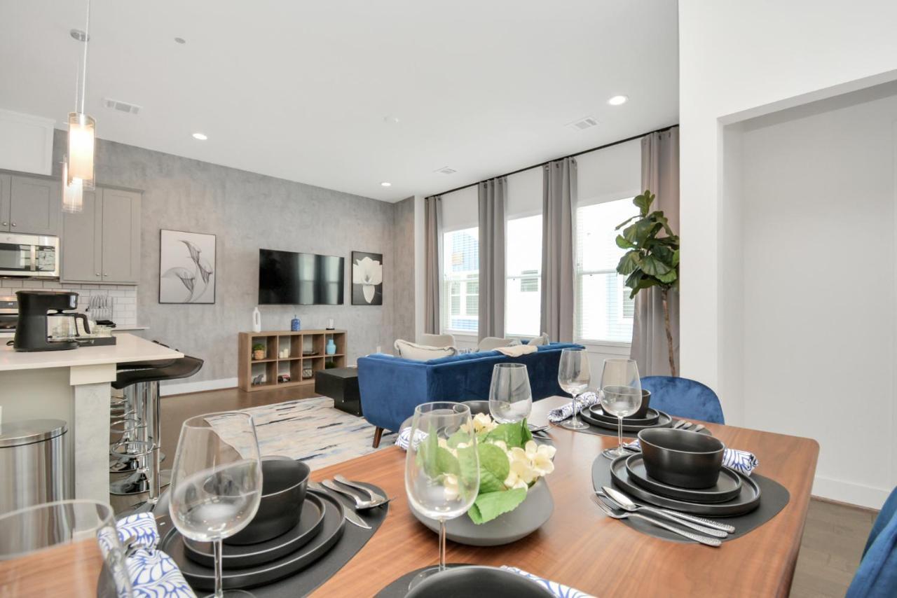 Casa Azure - New Modern 3 Bedroom Med Center, Nrg, Uh ヒューストン エクステリア 写真