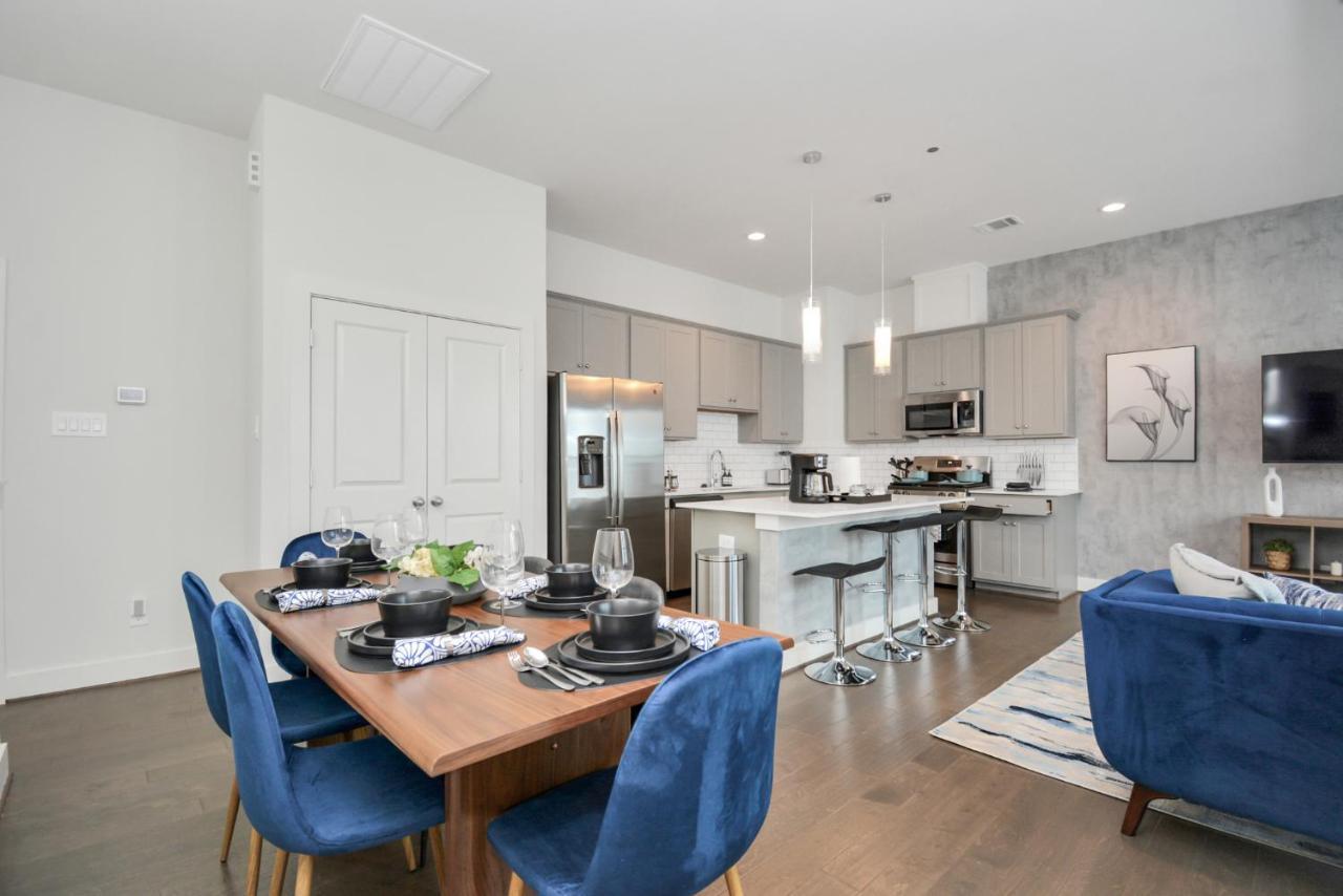 Casa Azure - New Modern 3 Bedroom Med Center, Nrg, Uh ヒューストン エクステリア 写真