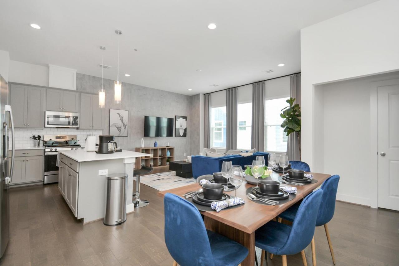 Casa Azure - New Modern 3 Bedroom Med Center, Nrg, Uh ヒューストン エクステリア 写真
