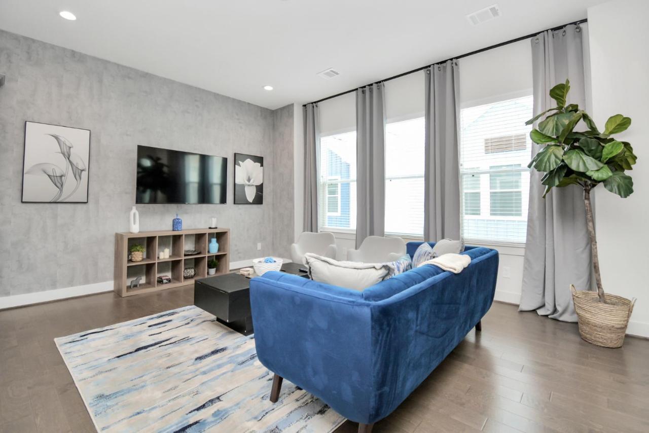 Casa Azure - New Modern 3 Bedroom Med Center, Nrg, Uh ヒューストン エクステリア 写真